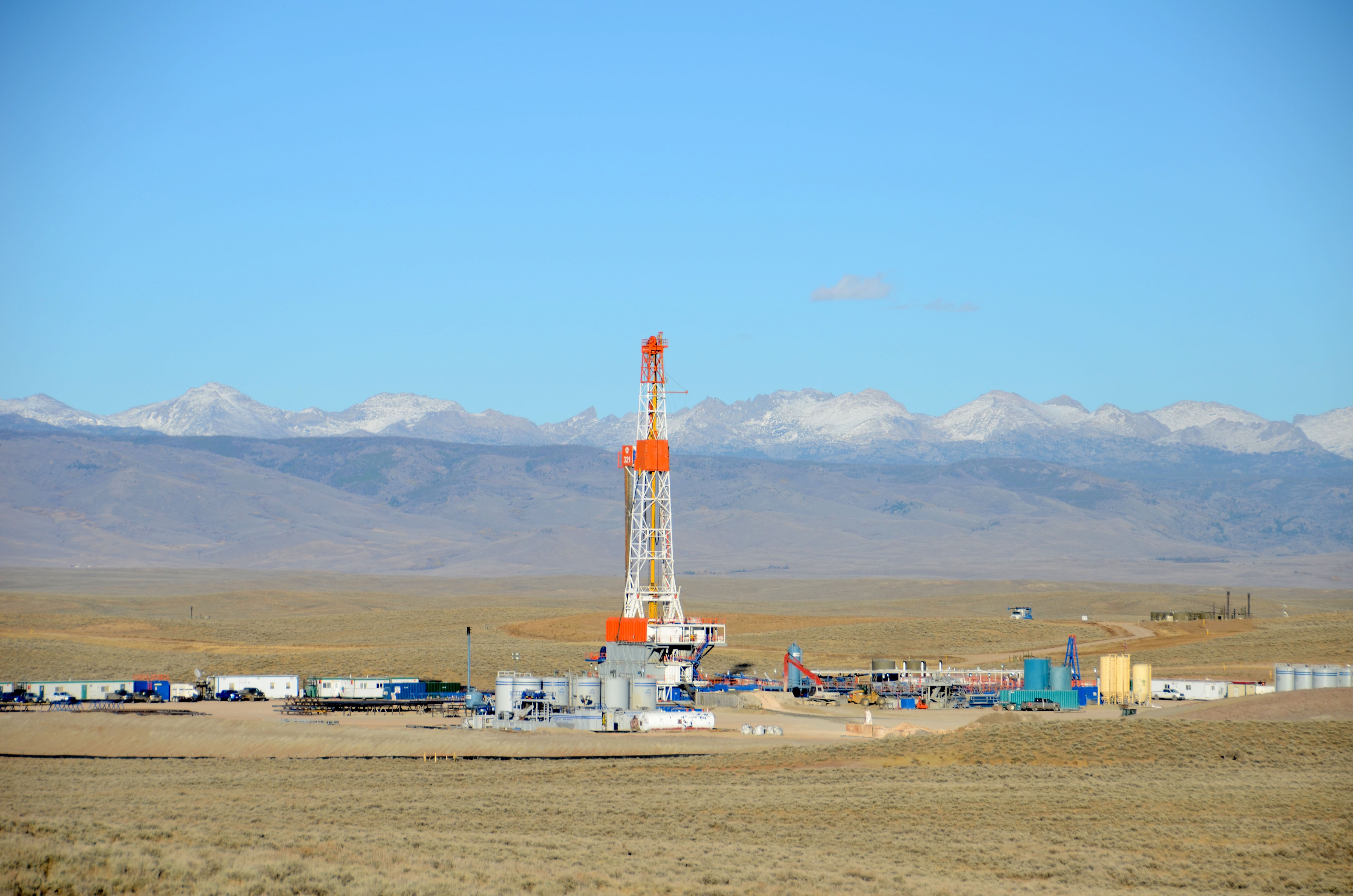 Natural gas rig, Pinedale anticline